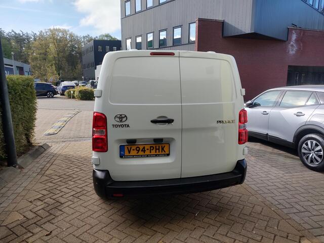 Toyota PROACE Worker 2.0 D-4D Live Long 3-Persoons Airco PDC Lane-Assist