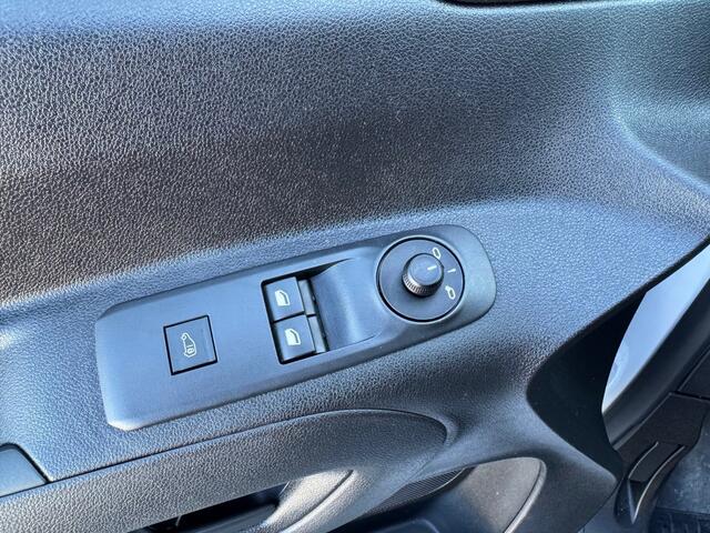 Toyota PROACE CITY 1.5 D-4D L1 100pk - Airco - DAB - PDC - Trekhaak - Rijklaar