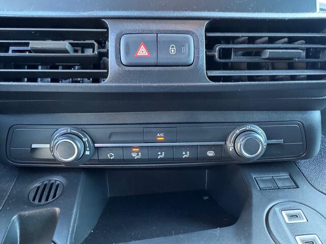 Toyota PROACE CITY 1.5 D-4D L1 100pk - Airco - DAB - PDC - Trekhaak - Rijklaar