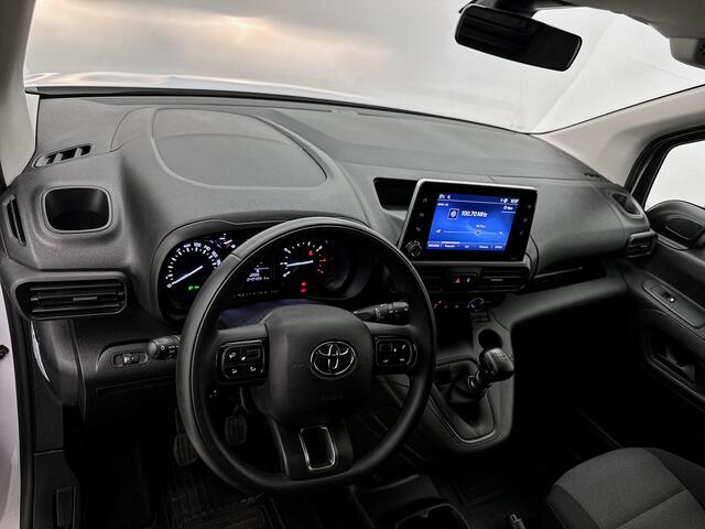 Toyota PROACE CITY 1.5 D-4D Live Carplay Cruise control Parkeersensoren Betimmering