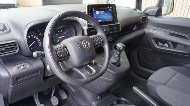 Toyota PROACE CITY 1.2 Turbo 110pk L2 Live Long App-Connect *Marge Bus* Airco Imperiaal Trekhaak 19586km 1e Eigenaar!