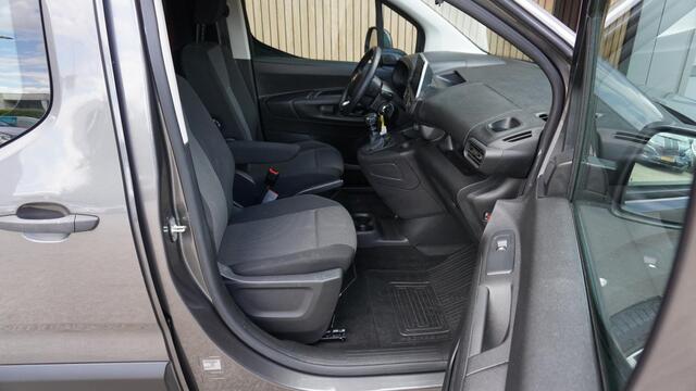 Toyota PROACE CITY 1.2 Turbo 110pk L2 Live Long App-Connect *Marge Bus* Airco Imperiaal Trekhaak 19586km 1e Eigenaar!