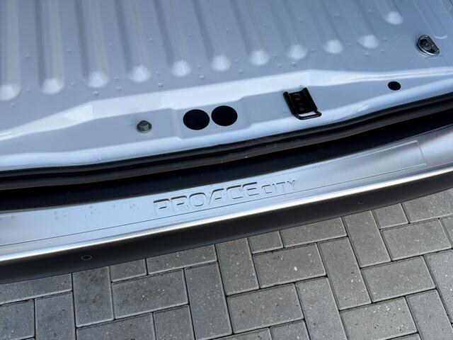 Toyota PROACE CITY Electric Comfort L1 50 kWh - Airco - Carplay - Cruise - Camera - Rijklaar