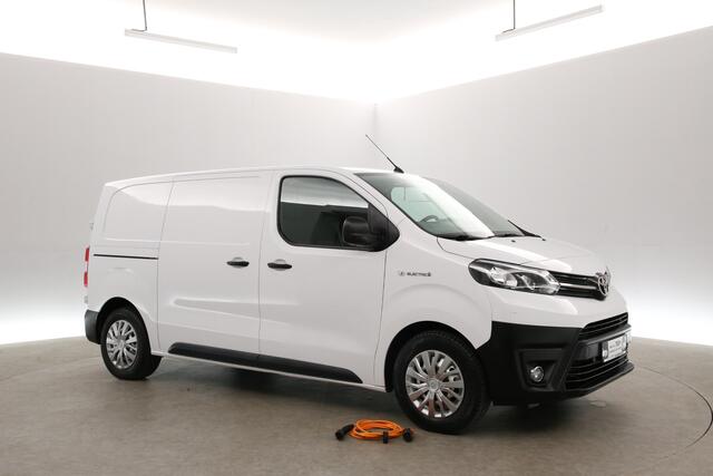 Toyota PROACE Electric Worker 75 kWh L2H1 | Snelladen | SOH 99% | Airco | Cruise | 3 Zits | Carplay | Parkeersens.