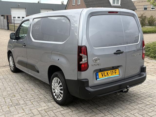 Toyota PROACE CITY 1.5 D-4D 96KW E6 Navigator Long -- Export prijs EU €9250,- ex.btw