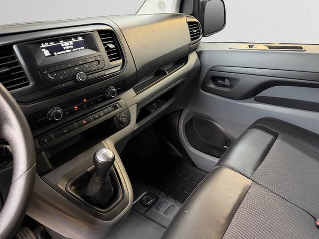 Toyota PROACE Worker 1.6 D-4D Cool Comfort Long Euro 6- NAP 91dkm, 3 Pers, Leder Interieur, Trekhaak, Cruise, Bluetooth Multimedia
