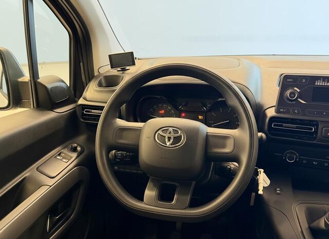 Toyota PROACE CITY VERSO 1.2 TURBO COMFORT GARANTIE TOT 2031* . CRUISE CONTROL .CLIMAT CONTROLL. BLUETOOTH .
