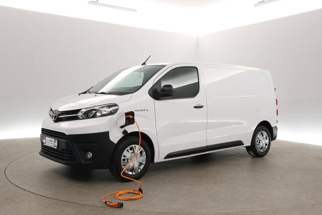 Toyota PROACE Electric Worker L2H1 50 kWh | Snelladen | SOH 99% | Airco | Cruise | 3 Zits