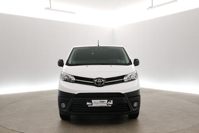 Toyota PROACE Electric Worker 75 kWh L2H1 Long Range | Snelladen | SOH 99% | Airco | Cruise | 3 Zits | Carplay | Parkeersens.