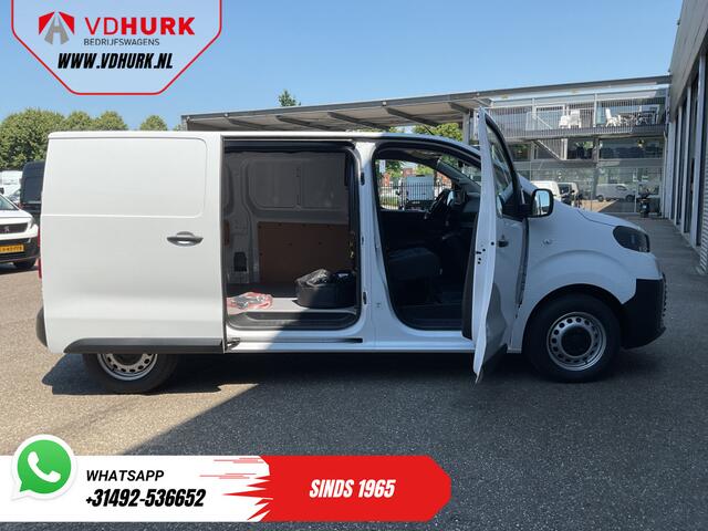 Toyota PROACE e-ProAce Worker 50 kWh 230 km WLTP Adapt.Cruise/ Snellader/ Standkachel/ Stuurverw./ Carplay/ Airco/ Camera/ PDC