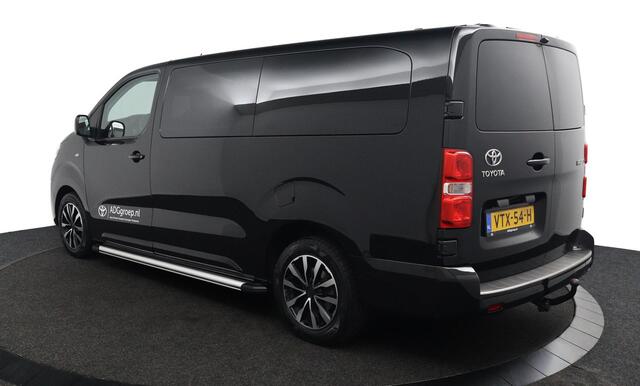 Toyota PROACE Long Worker DC 2.0 D-4D Live | Trekhaak | Dubbele Cabine | Automaat | Lichtmetalen Velgen | Apple Carplay | Treeplanken | Glasslook |