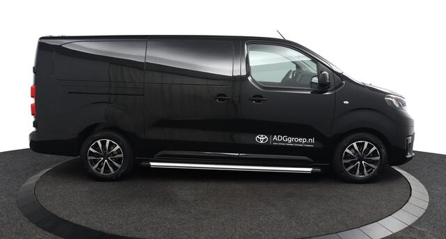 Toyota PROACE Long Worker DC 2.0 D-4D Live | Trekhaak | Dubbele Cabine | Automaat | Lichtmetalen Velgen | Apple Carplay | Treeplanken | Glasslook |