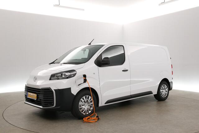 Toyota PROACE Electric Worker 75 kWh Long Range L2H1 | NIEUW | Snelladen | SOH 97% | Virtual | Airco | Camera | Cruise | 3 Zits | Carplay | Navi