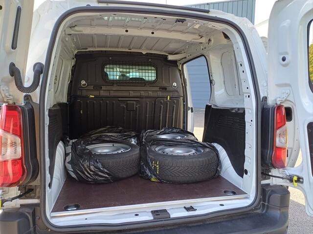 Toyota PROACE CITY 1.5 D-4D Prof | 3 PERS | NAVI / APPCONNECT | PDC V + A | LANE-WARNING | EXTRA WINTERSET |
