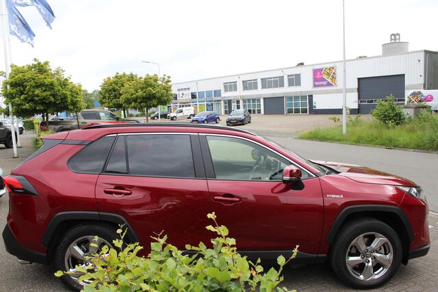 Toyota RAV4 2.5 Hybrid Dynamic | Rijklaar | NL-auto | Apple/Android | Elek. achterklep | Trekhaak