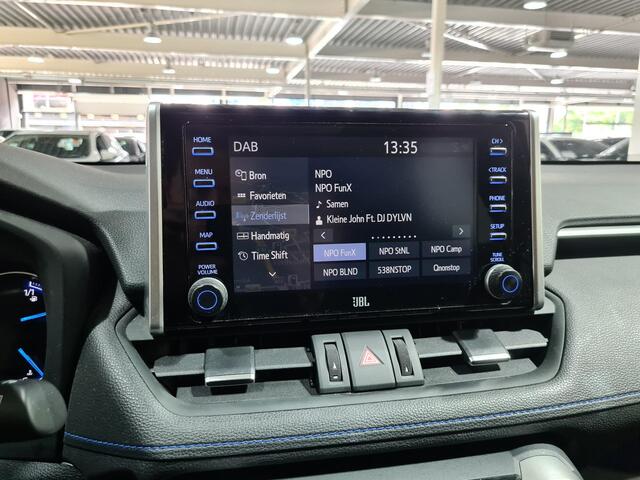 Toyota RAV4 2.5 Hybrid Bi-Tone | BSM | 360 Camera | Schuif-panodak | JBL Audio | Zeer comleet!