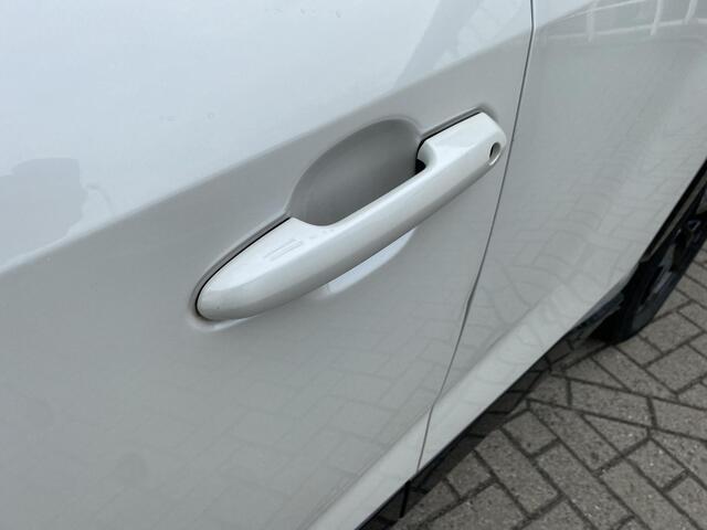 Toyota RAV4 2.5 Hybrid Style Bi Tone, slechts 68401KM! Incl Bearlock