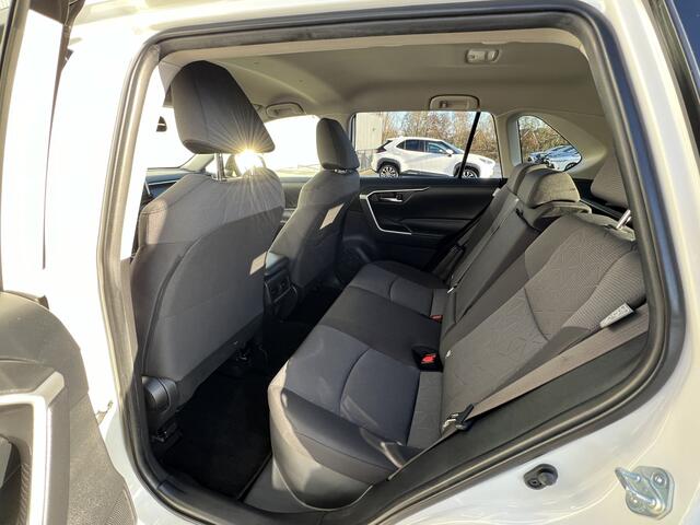 Toyota RAV4 Dynamic Plus 2.5 Hybride 2WD | Automaat