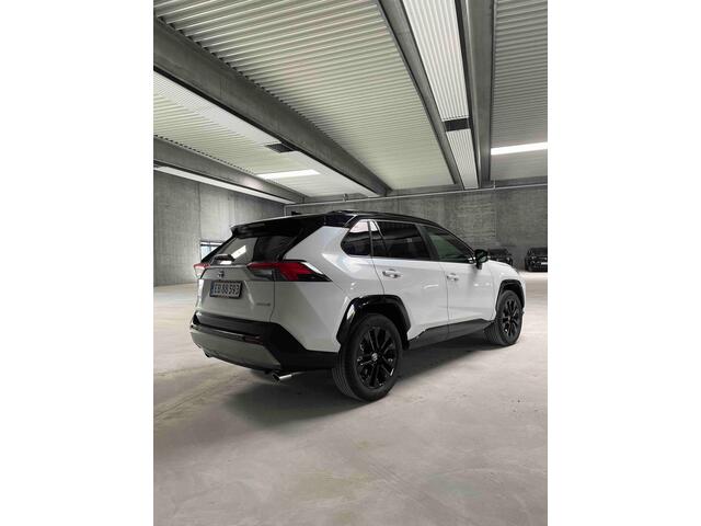 Toyota RAV4 2.5 Hybrid AWD Style Navi|Carplay|Elektrische a.klep|Stoel en stuurverwarming|Dodehoek|