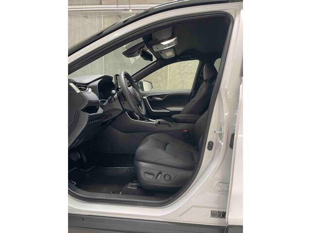 Toyota RAV4 2.5 Hybrid AWD Style Navi|Carplay|Elektrische a.klep|Stoel en stuurverwarming|Dodehoek|