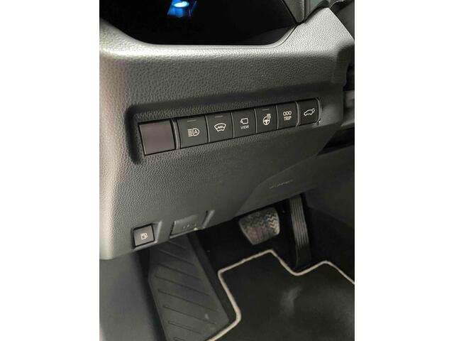 Toyota RAV4 2.5 Hybrid AWD Style Navi|Carplay|Elektrische a.klep|Stoel en stuurverwarming|Dodehoek|