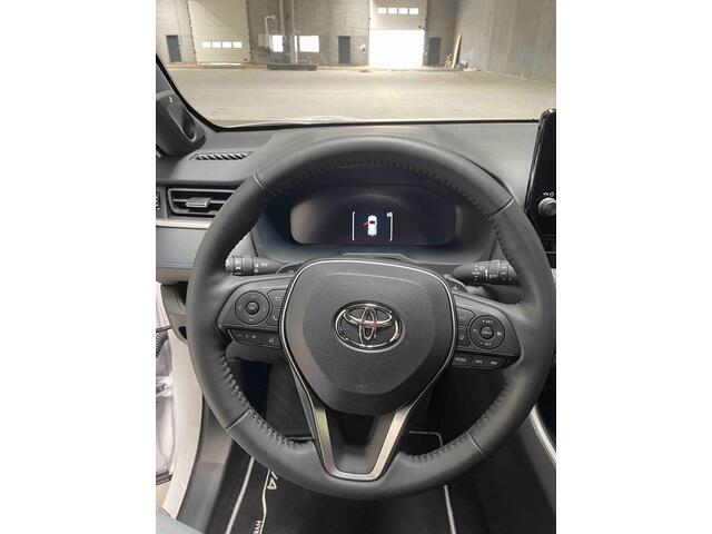 Toyota RAV4 2.5 Hybrid AWD Style Navi|Carplay|Elektrische a.klep|Stoel en stuurverwarming|Dodehoek|