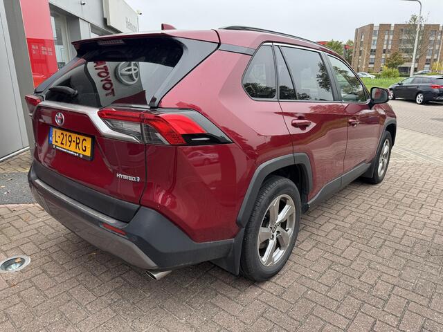 Toyota RAV4 2.5 Hybrid Style + Innovation Pakket (dode hoek, camera's) + Alarm