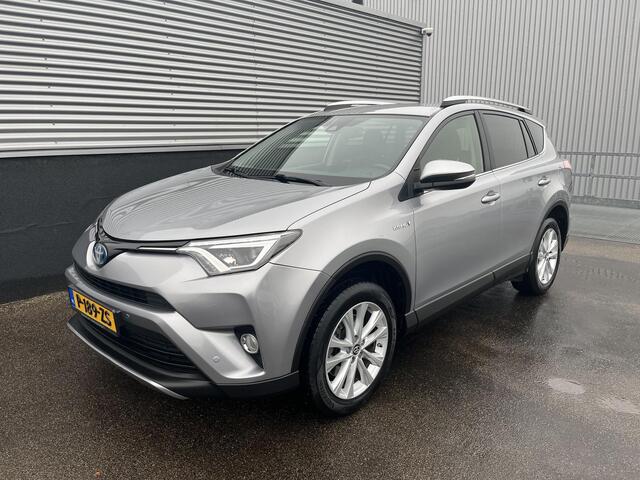 Toyota RAV4 2.5 Hybrid AWD Executive Business |Trekhaak, Apple Carplay en/of Android auto, Achteruitrijcamera, Navigatie, Stoelverwrming, Elektrische stoel + geheugen, Smart Key