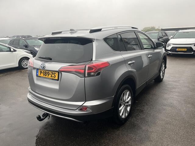 Toyota RAV4 2.5 Hybrid AWD Executive Business |Trekhaak, Apple Carplay en/of Android auto, Achteruitrijcamera, Navigatie, Stoelverwrming, Elektrische stoel + geheugen, Smart Key