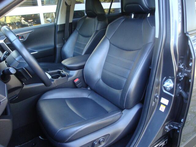 Toyota RAV4 2.5 Hybrid Executive / Panoramadak / Lederen bekleding