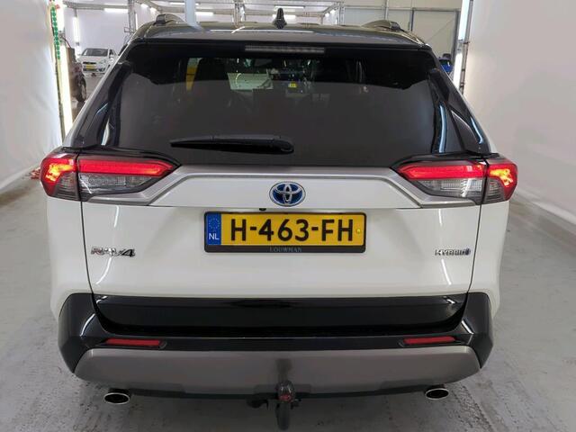 Toyota RAV4 2.5 Hybrid Bi-Tone Afneembare trekhaak | Navi | Achteruitrijcamera | Lichtmetalen velgen | BTW-auto | 1e eigenaar | NL-auto