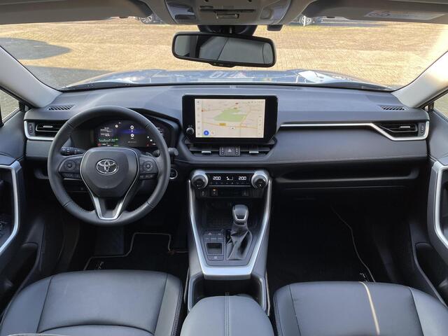 Toyota RAV4 2.5 Hybrid Executive **DODE HOEK DETECTIE/ LEDEREN BEKLEDING/ PARKEERSENSOREN**