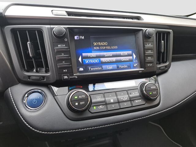 Toyota RAV4 2.5 Hybrid AWD Energy Plus | Bearlock | PDC V+A | 1.650 Trekgew.