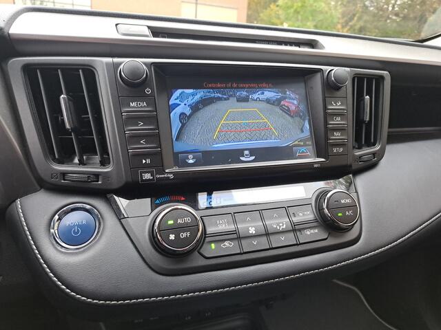 Toyota RAV4 2.5 Hybrid AWD Energy Plus | Bearlock | PDC V+A | 1.650 Trekgew.