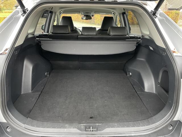 Toyota RAV4 2.5 Hybrid Business