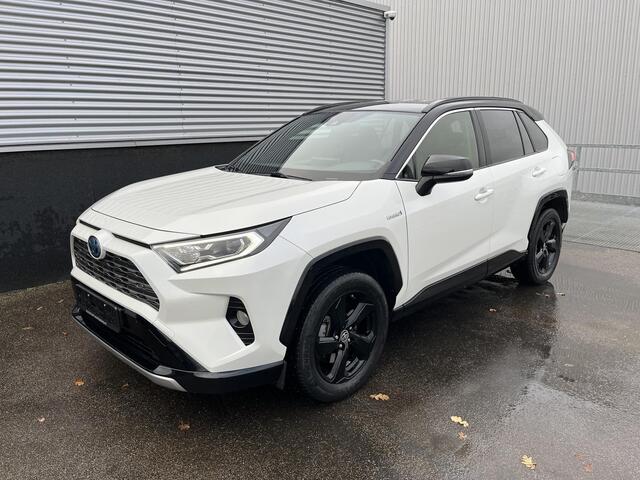 Toyota RAV4 2.5 Hybrid Bi-Tone Apple Carplay en/of Android auto Navigatie, Stoelverwarming, Adaptieve cruise control, Achteruitrijcamera, Smart Key,