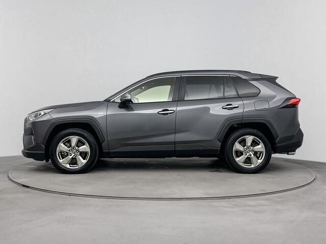 Toyota RAV4 2.5 Hybrid Dynamic Limited | Navigatie | Leder | LM velgen | Stoelverwarming |