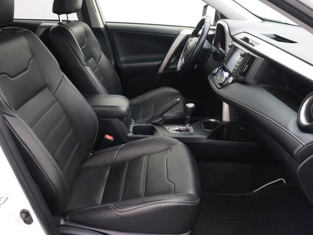 Toyota RAV4 2.5 Hybrid Dynamic Plus Limited | Lederen bekleding | Stoel- en stuurverwarming | Parkeersensoren |