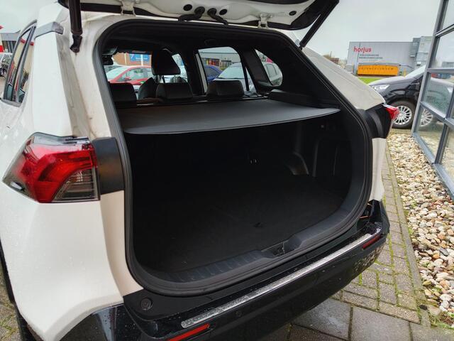 Toyota RAV4 2.5 Plug-in Hybrid AWD Style Limited | Trekhaak | HUD | JBL | Stoel & stuurverwarming | 360 Camera