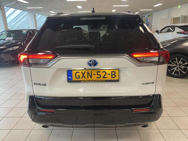 Toyota RAV4 2.5 Hybrid Bi-Tone
