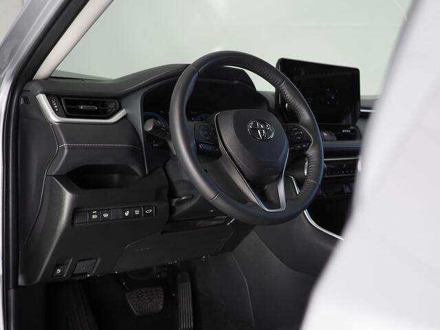 Toyota RAV4 2.5 Hybrid style | FACELIFT | Volledig Lederen Bekleding | Verwarmde Voorstoelen en Stuurwiel | Achteruitrijcamera | Apple CarPlay/ Android Auto