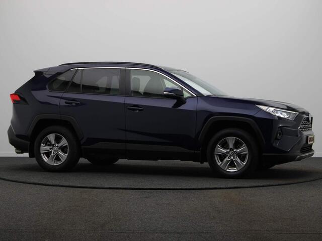 Toyota RAV4 2.5 Hybrid AWD Dynamic | Geremd 1650kg | Stoelverwarming | Achteruitrijcamera |