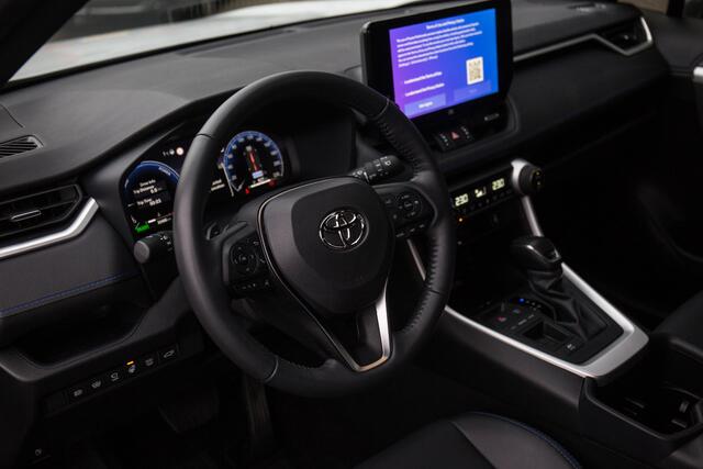 Toyota RAV4 2.5 Hybrid Style , Adap. cruise, JBL,