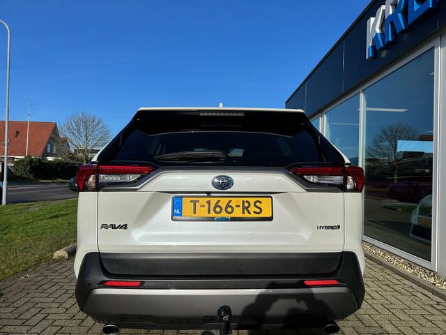 Toyota RAV4 2.5 Hybrid Parelmoer 1 jaar garantie.