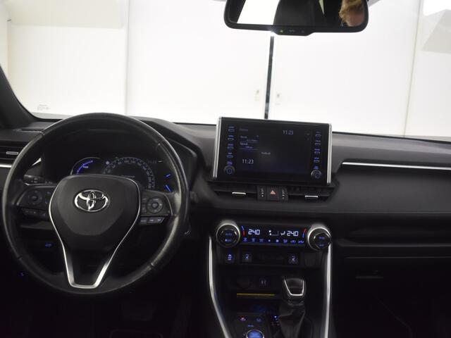 Toyota RAV4 2.5 Hybrid AWD Bi-Tone | Panoramadak | Stoelverwarming | PDC V+A