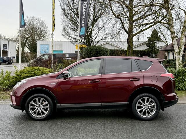 Toyota RAV4 2.5 Hybrid AWD Executive 197PK LederoNavio360cam