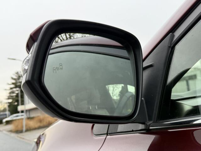 Toyota RAV4 2.5 Hybrid AWD Executive 197PK LederoNavio360cam