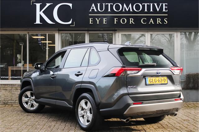 Toyota RAV4 2.5 Hybrid AWD Style Camera