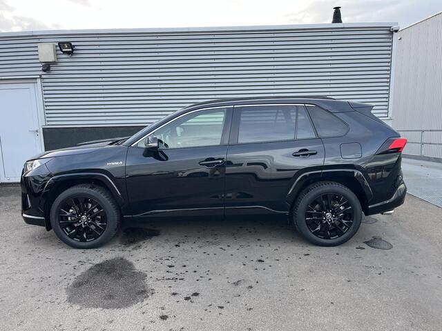 Toyota RAV4 2.5 Hybrid AWD Black Edition Leder/Alcantara, PDC, Stoelverwarming, Achteruitrijcamera, LMV 19", Elek. Achterklep & Elek. Bestuurdersstoel