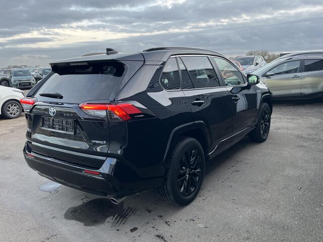 Toyota RAV4 2.5 Hybrid AWD Black Edition Leder/Alcantara, PDC, Stoelverwarming, Achteruitrijcamera, LMV 19", Elek. Achterklep & Elek. Bestuurdersstoel